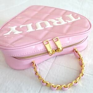 TRULY / BAGS / Truly Pink Quilted Heart Purse 9" / Make up Carrier